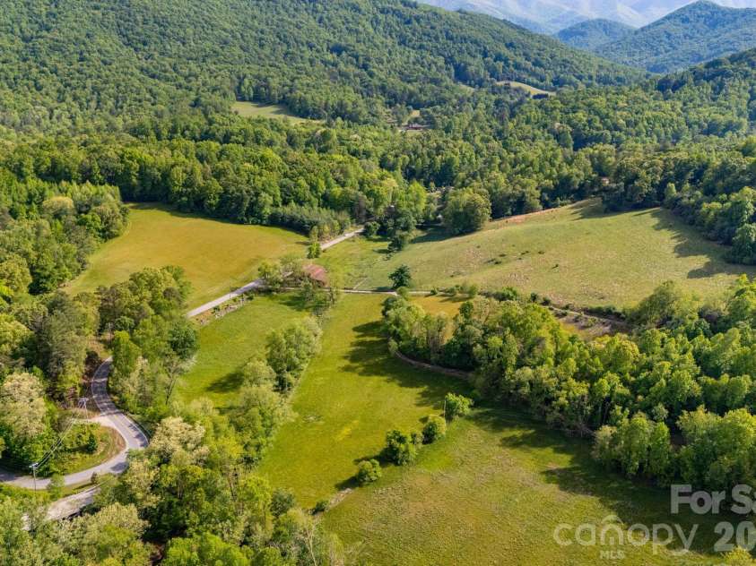 435 Upper Glady Fork Road, Candler, NC 28715.  MLS# CAR4377786, YatesRealty ID 19827. 