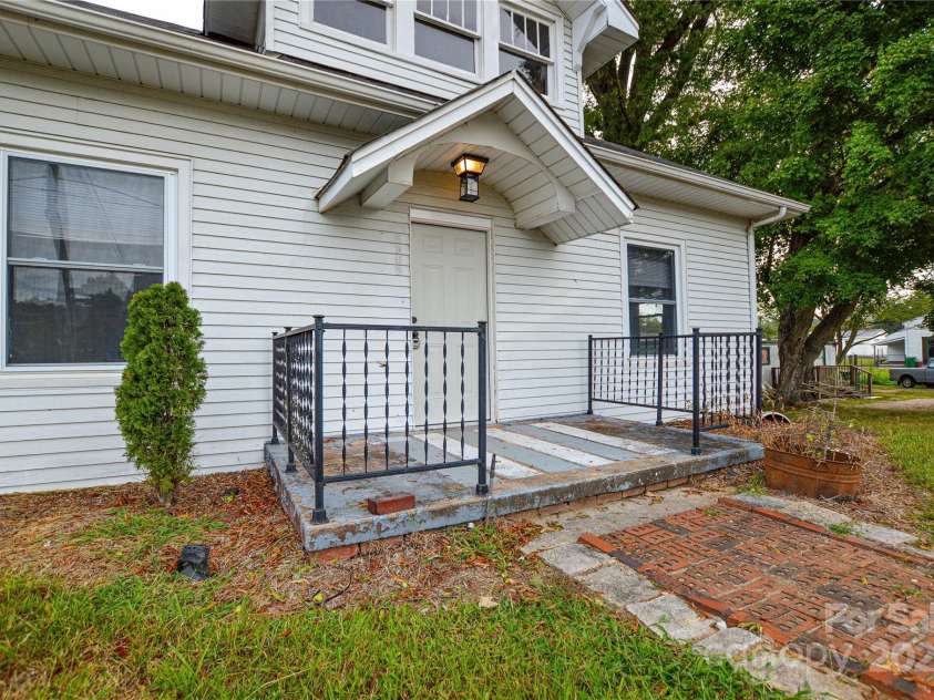 2012 Raney Faith Street, Salisbury, NC 28146.  MLS# CAR4184053, YatesRealty ID 1983. 