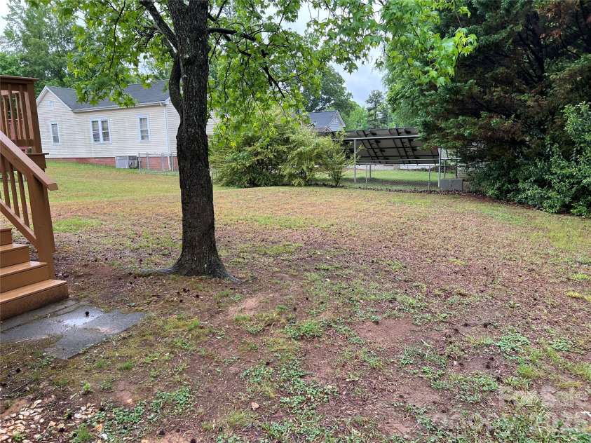 1225 C Street, Kannapolis, NC 28081.  MLS# CAR4379292, YatesRealty ID 19830. 