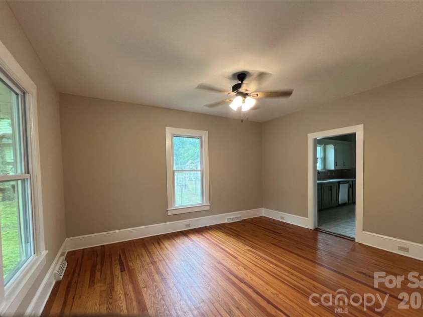 1225 C Street, Kannapolis, NC 28081.  MLS# CAR4379292, YatesRealty ID 19830. 