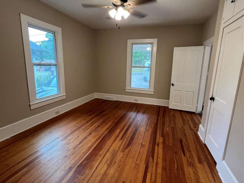 1225 C Street, Kannapolis, NC 28081.  MLS# CAR4379292, YatesRealty ID 19830. 