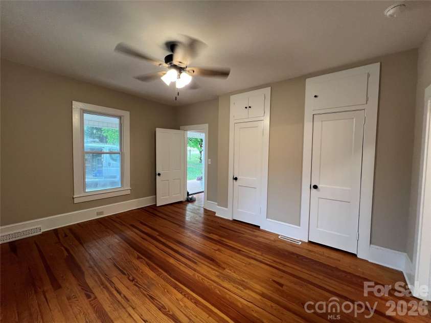 1225 C Street, Kannapolis, NC 28081.  MLS# CAR4379292, YatesRealty ID 19830. 