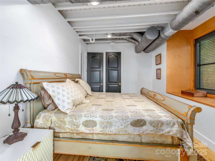 53 Buchanan Place, Asheville, NC 28801.  MLS# CAR4257148, YatesRealty ID 19830. Guest Bedroom