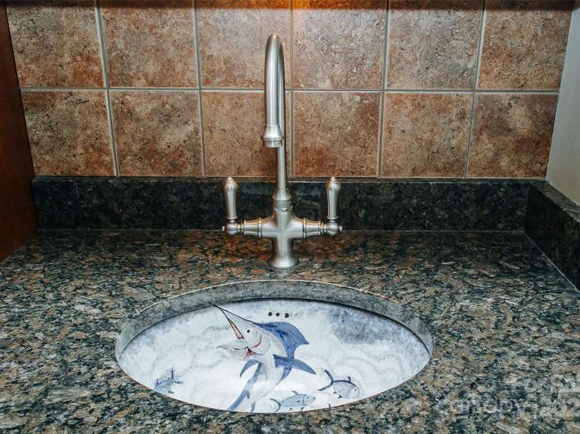 277 Forest Road, Marion, NC 28752.  MLS# CAR4252447, YatesRealty ID 19831. Wet bar in kitchen