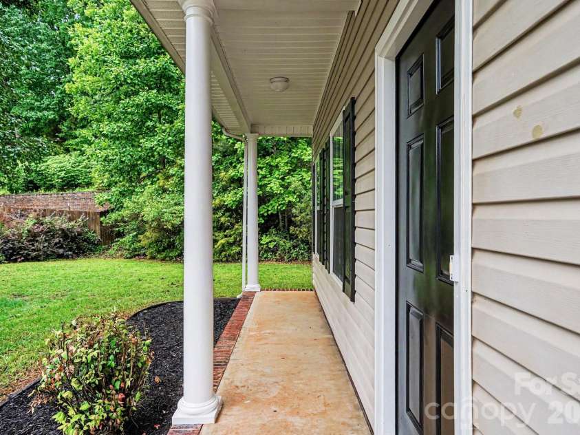 6116 Firethorne Lane, Concord, NC 28025.  MLS# CAR4379145, YatesRealty ID 19831. 