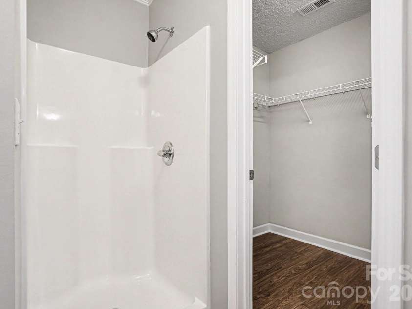 6116 Firethorne Lane, Concord, NC 28025.  MLS# CAR4379145, YatesRealty ID 19831. 