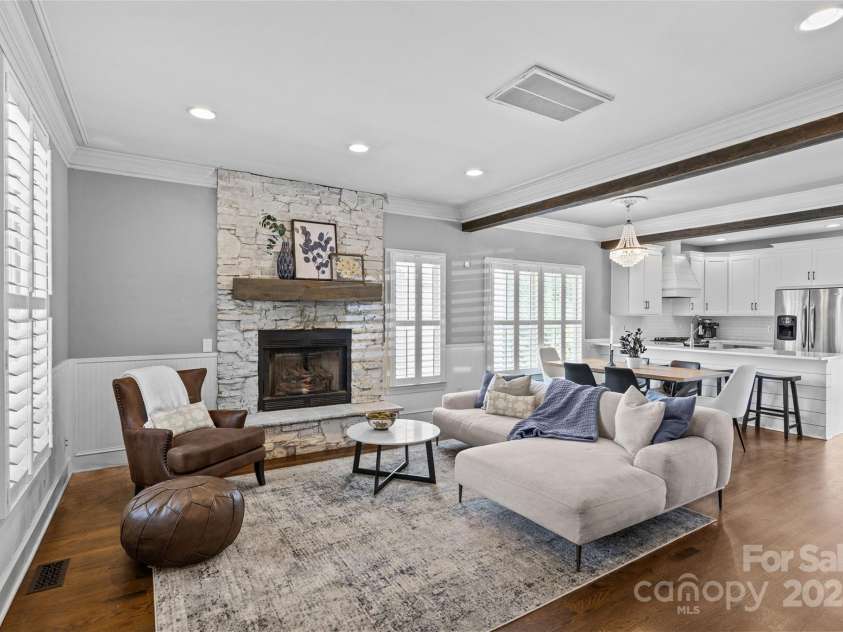 1826 Hall Avenue, Charlotte, NC 28205.  MLS# CAR4266714, YatesRealty ID 19832. 