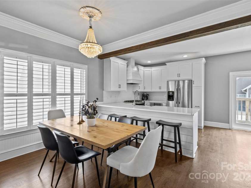 1826 Hall Avenue, Charlotte, NC 28205.  MLS# CAR4266714, YatesRealty ID 19832. 