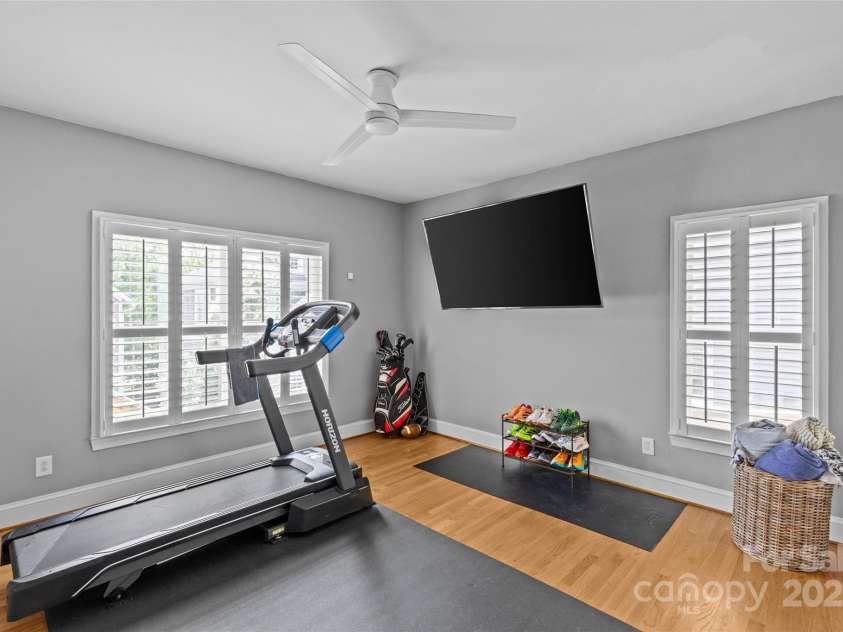 1826 Hall Avenue, Charlotte, NC 28205.  MLS# CAR4266714, YatesRealty ID 19832. 