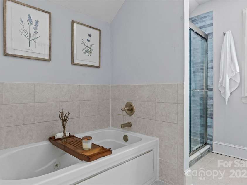 1826 Hall Avenue, Charlotte, NC 28205.  MLS# CAR4266714, YatesRealty ID 19832. 