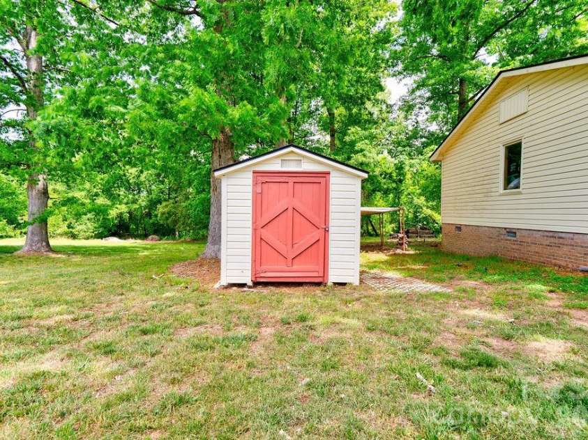 751 Pleasantdale Drive, Shelby, NC 28150.  MLS# CAR4379261, YatesRealty ID 19834. Secondary storage building