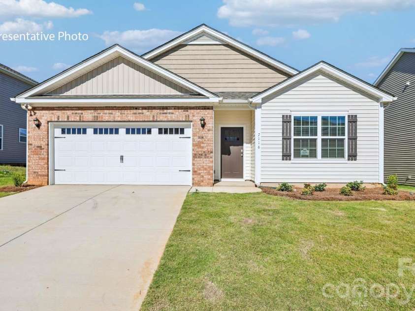 3851 Maxwell Henry Lane, Conover, NC 28613.  MLS# CAR4379899, YatesRealty ID 19835. 