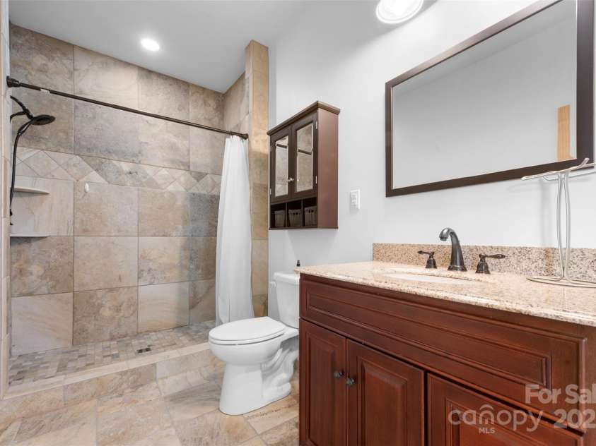 630 Graybeal Hollow, Creston, NC 28615.  MLS# CAR4251430, YatesRealty ID 19835. 