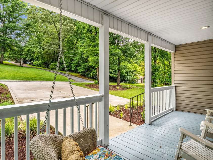 125 Woodland Circle, Rutherfordton, NC 28139.  MLS# CAR4264998, YatesRealty ID 19836. 