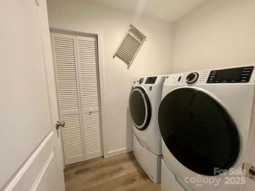 125 Woodland Circle, Rutherfordton, NC 28139.  MLS# CAR4326119, YatesRealty ID 19836. 