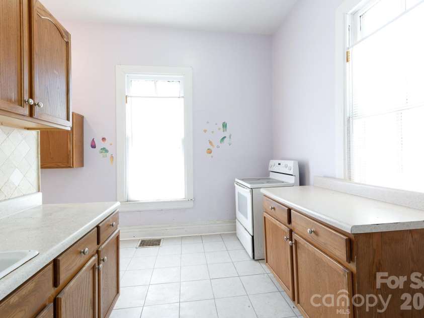 319 Park Avenue, Rock Hill, SC 29730.  MLS# CAR4379951, YatesRealty ID 19836. 