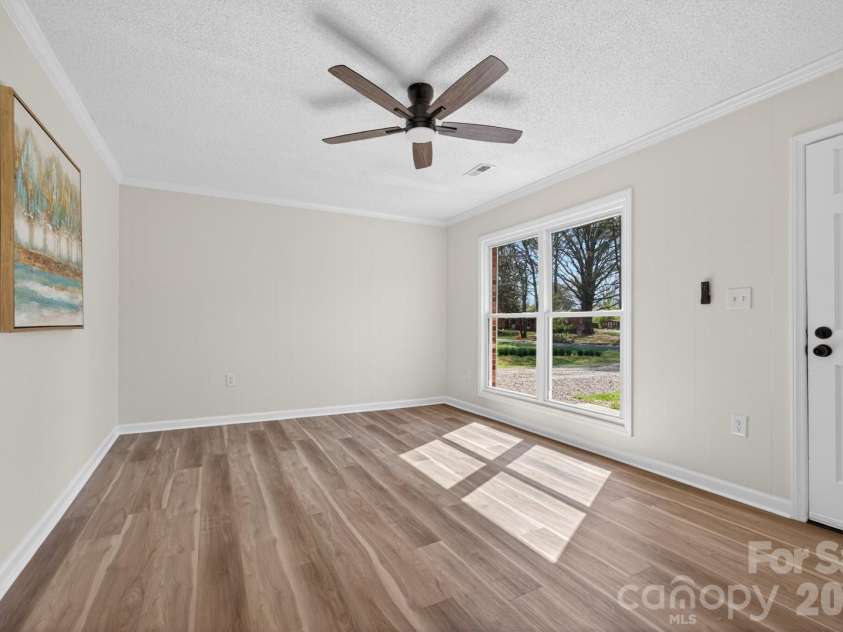 2016 Bryant Street, Madison, NC 27025.  MLS# CAR4365131, YatesRealty ID 19837. 