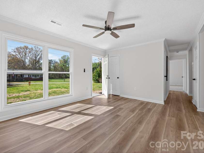 2016 Bryant Street, Madison, NC 27025.  MLS# CAR4365131, YatesRealty ID 19837. 