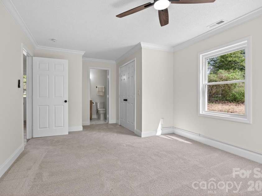 2016 Bryant Street, Madison, NC 27025.  MLS# CAR4365131, YatesRealty ID 19837. 