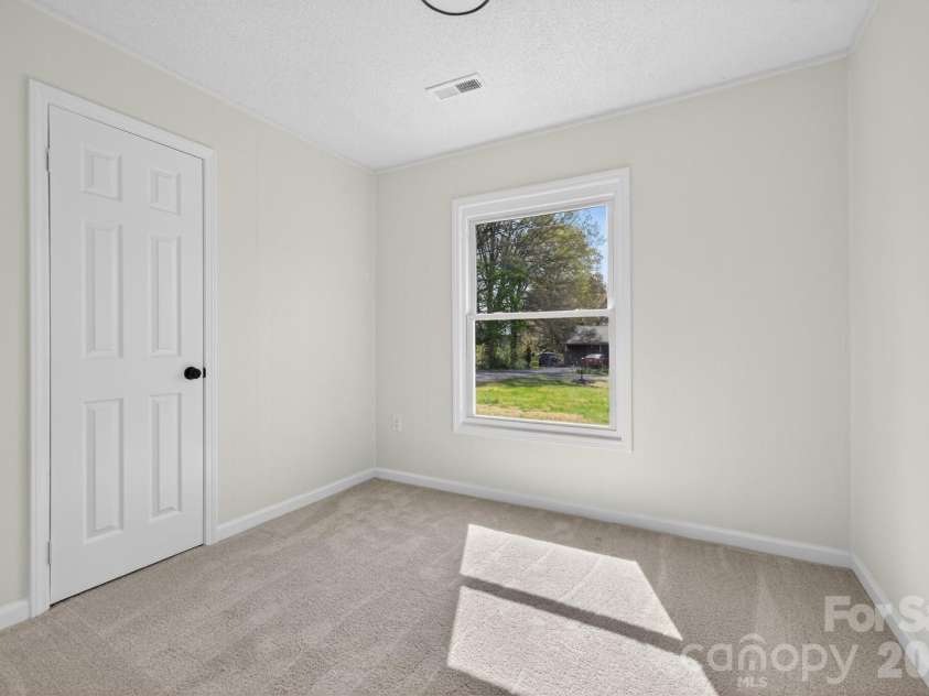 2016 Bryant Street, Madison, NC 27025.  MLS# CAR4365131, YatesRealty ID 19837. 