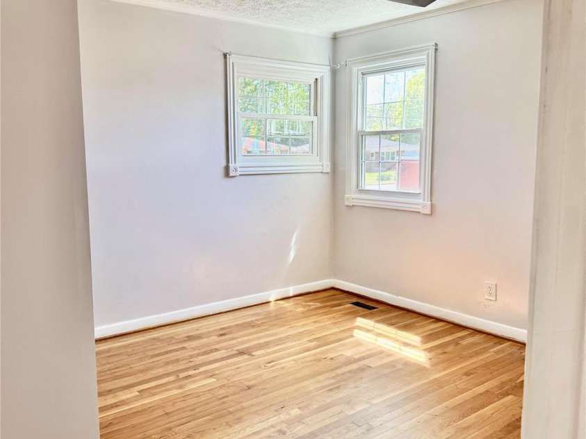 1207 Gidney Street, Shelby, NC 28150.  MLS# CAR4367621, YatesRealty ID 19838. 