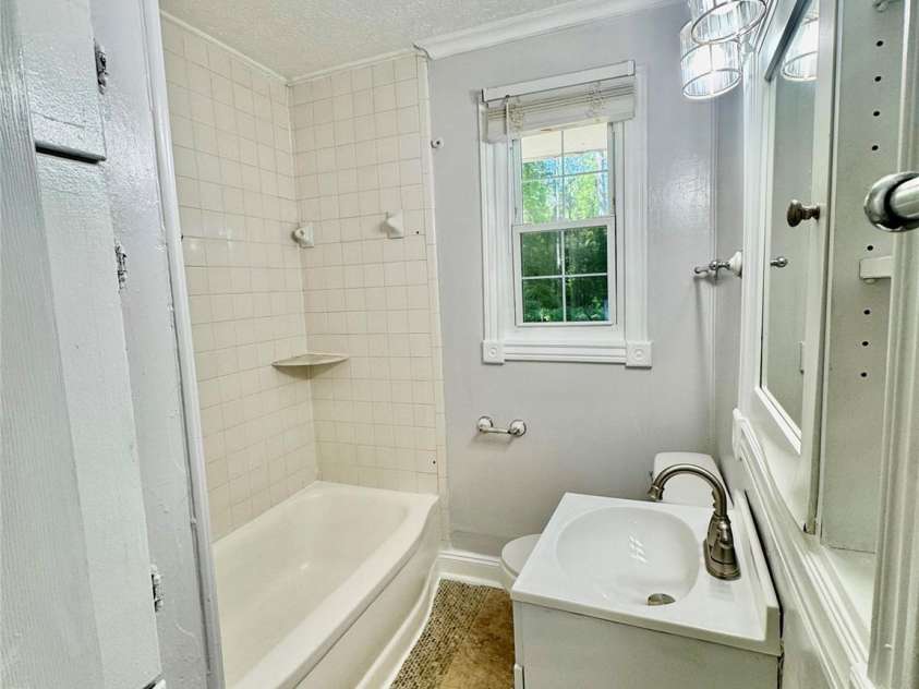 1207 Gidney Street, Shelby, NC 28150.  MLS# CAR4367621, YatesRealty ID 19838. 