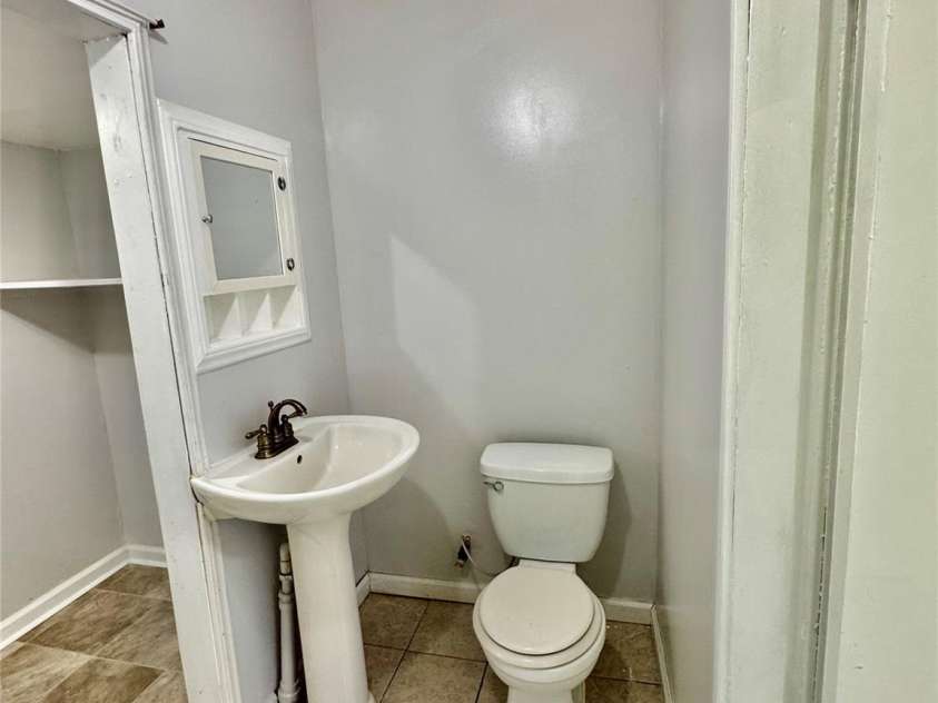 1207 Gidney Street, Shelby, NC 28150.  MLS# CAR4367621, YatesRealty ID 19838. 