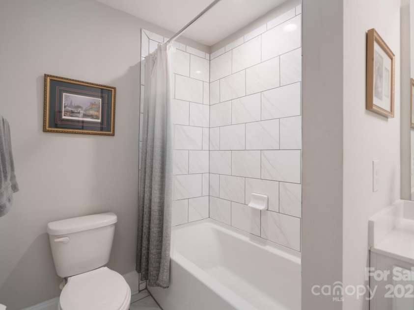 148 Adelaide Way, Rock Hill, SC 29732.  MLS# CAR4258238, YatesRealty ID 19838. Bath #2