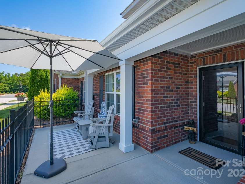 148 Adelaide Way, Rock Hill, SC 29732.  MLS# CAR4258238, YatesRealty ID 19838. Courtyard