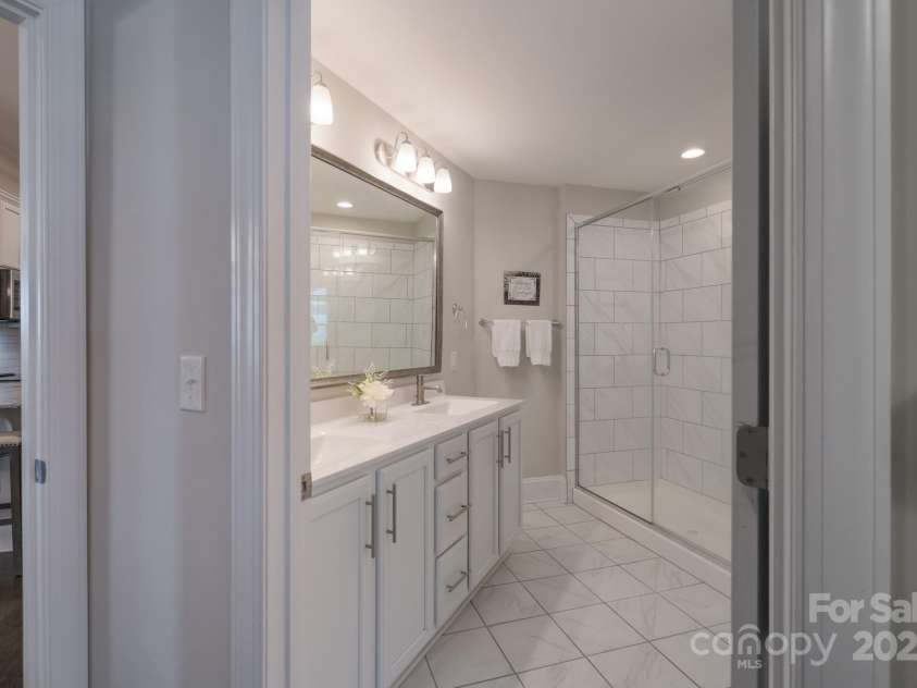 148 Adelaide Way, Rock Hill, SC 29732.  MLS# CAR4258238, YatesRealty ID 19838. Primary Bathroom