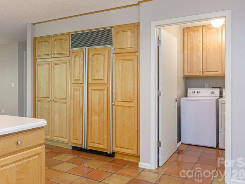 133 Forest View Drive, Flat Rock, NC 28731.  MLS# CAR4376626, YatesRealty ID 19839. Sub Zero Built In Refrigerator