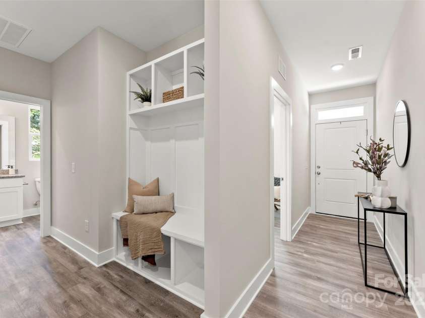 1645 Carolina Circle, Gastonia, NC 28054.  MLS# CAR4288958, YatesRealty ID 19839. Drop Zone