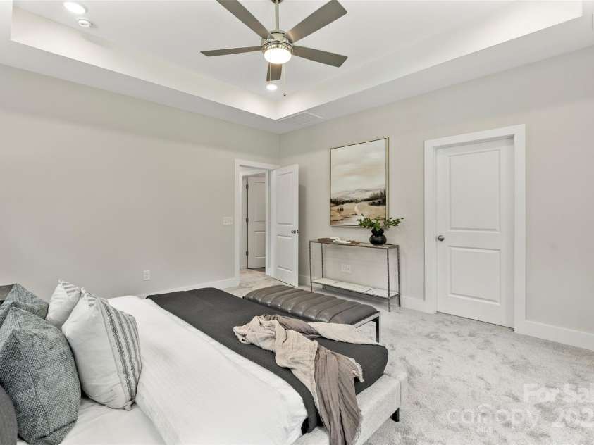 1645 Carolina Circle, Gastonia, NC 28054.  MLS# CAR4288958, YatesRealty ID 19839. Primary Bedroom