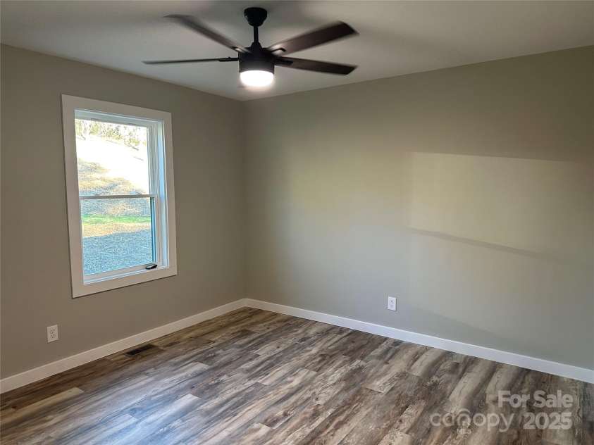 3055 Bedford Avenue, Morganton, NC 28655.  MLS# CAR4209572, YatesRealty ID 1984. 