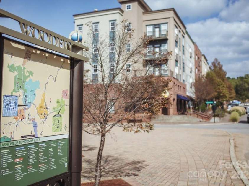 608 Storybook Villas Trail, Asheville, NC 28804.  MLS# CAR4294155, YatesRealty ID 1984. Reynolds Village