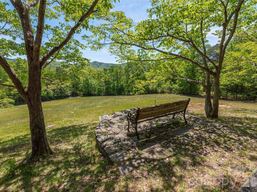 35 Grey Rock Valley, Black Mountain, NC 28711.  MLS# CAR4359846, YatesRealty ID 19842. 