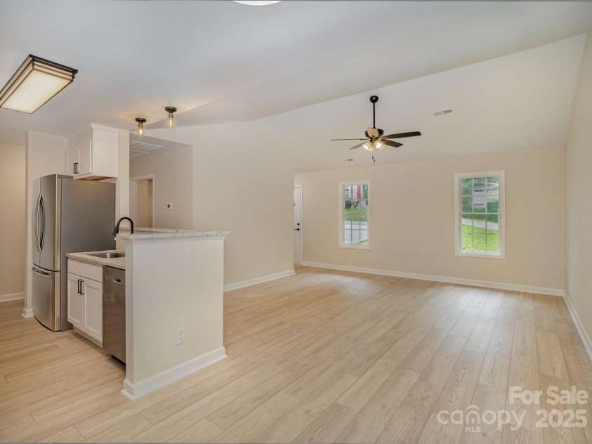 903 Brookdale Street, Kannapolis, NC 28083.  MLS# CAR4271054, YatesRealty ID 19843. Dining Area / Living Room