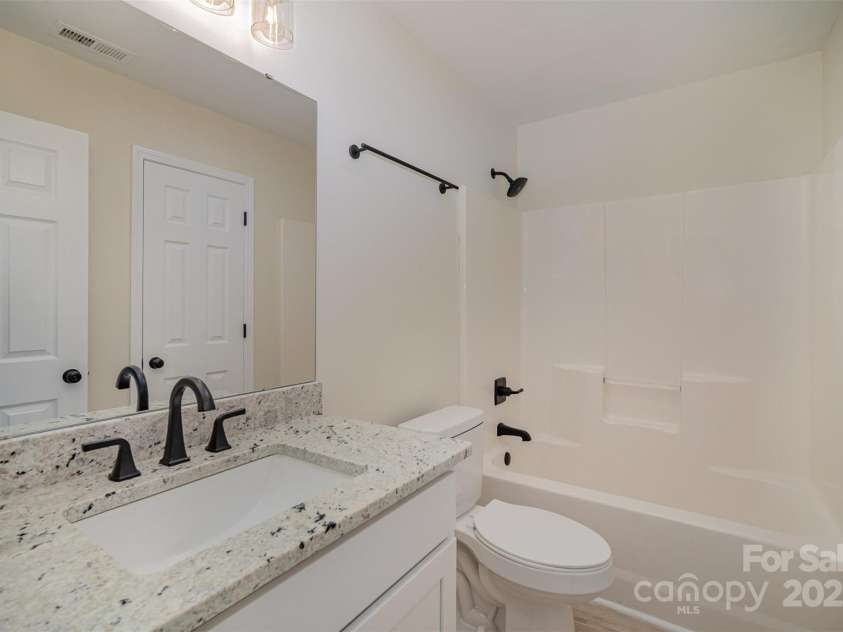 903 Brookdale Street, Kannapolis, NC 28083.  MLS# CAR4271054, YatesRealty ID 19843. Primary Bathroom