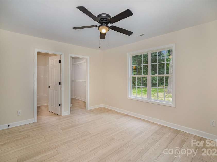 903 Brookdale Street, Kannapolis, NC 28083.  MLS# CAR4271054, YatesRealty ID 19843. Primary Bedroom