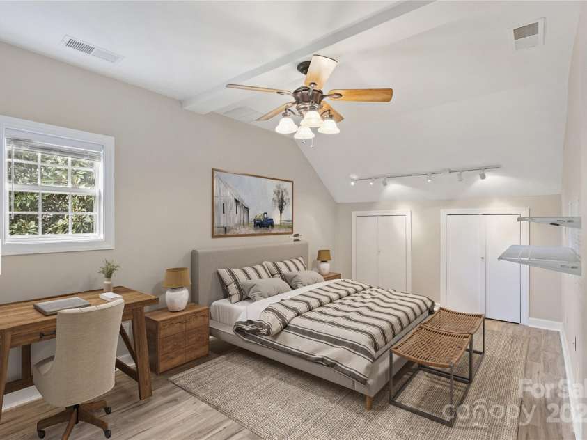 5940 Four Wood Drive, Matthews, NC 28104.  MLS# CAR4252079, YatesRealty ID 19844. 