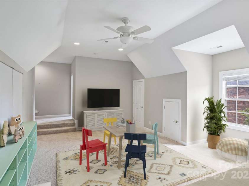 5940 Four Wood Drive, Matthews, NC 28104.  MLS# CAR4252079, YatesRealty ID 19844. 