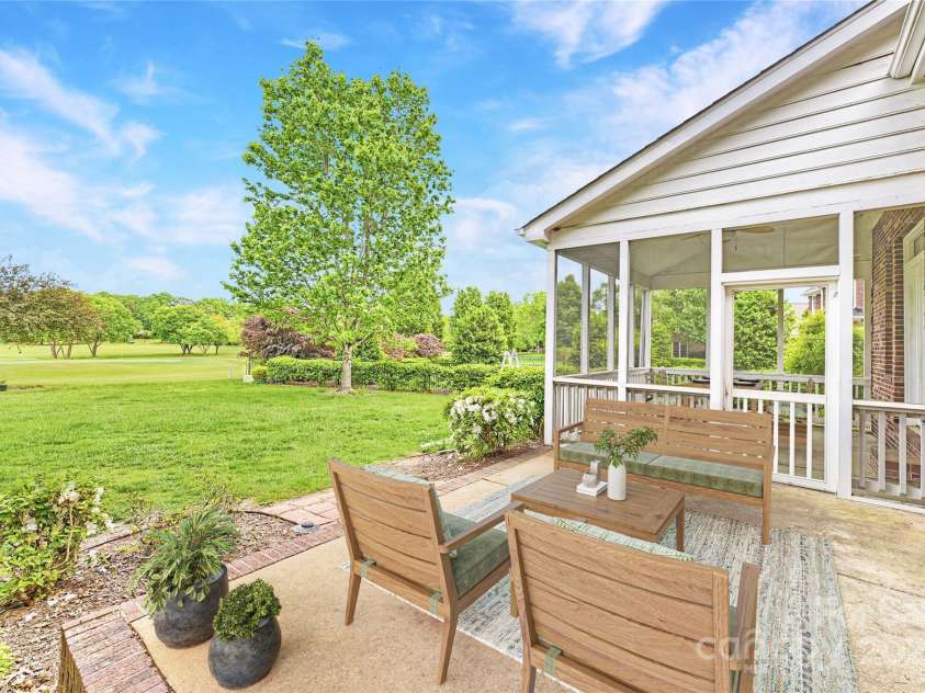 5940 Four Wood Drive, Matthews, NC 28104.  MLS# CAR4252079, YatesRealty ID 19844. 