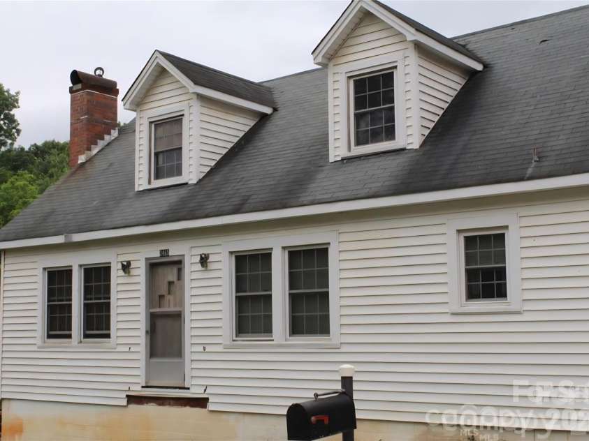 2465 NC Highway 150 Highway, Lincolnton, NC 28092.  MLS# CAR4374965, YatesRealty ID 19845. 