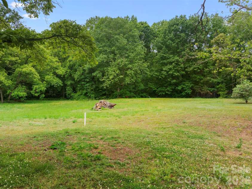 2465 NC Highway 150 Highway, Lincolnton, NC 28092.  MLS# CAR4374965, YatesRealty ID 19845. 