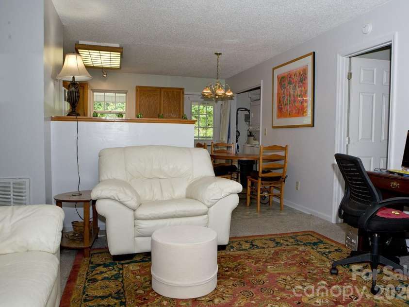 165 Peepeye Cove Road, Leicester, NC 28748.  MLS# CAR4378001, YatesRealty ID 19846. 