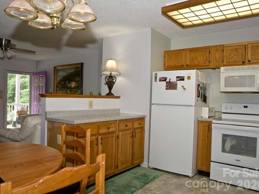 165 Peepeye Cove Road, Leicester, NC 28748.  MLS# CAR4378001, YatesRealty ID 19846. 