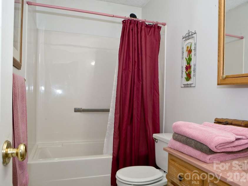 165 Peepeye Cove Road, Leicester, NC 28748.  MLS# CAR4378001, YatesRealty ID 19846. Second, hallway bathroom