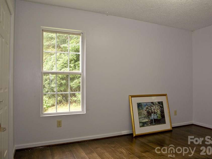 165 Peepeye Cove Road, Leicester, NC 28748.  MLS# CAR4378001, YatesRealty ID 19846. Third Bedroom