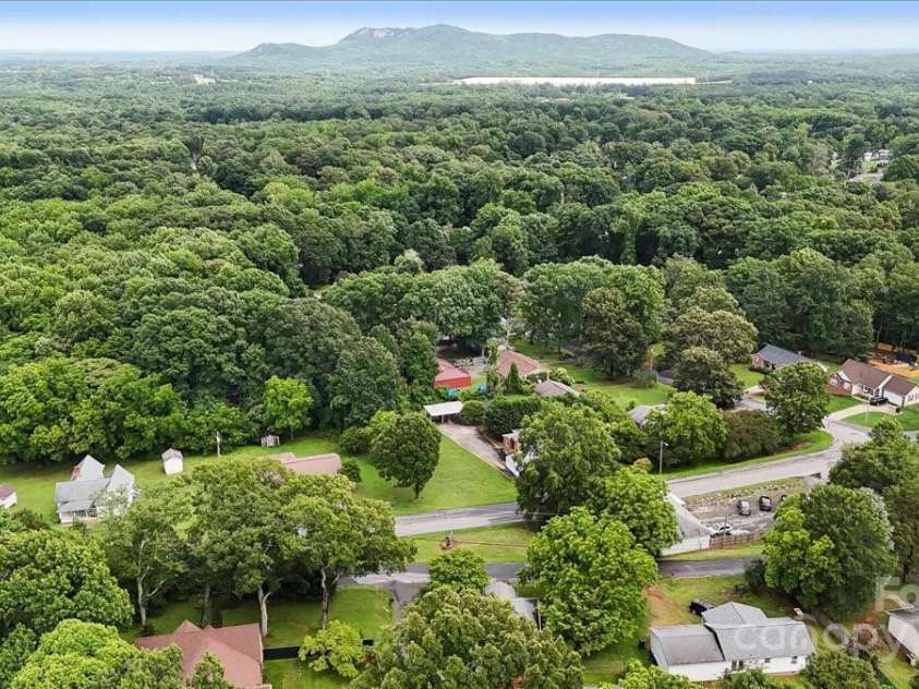 935 Church Street, Kings Mountain, NC 28086.  MLS# CAR4266013, YatesRealty ID 19847. 