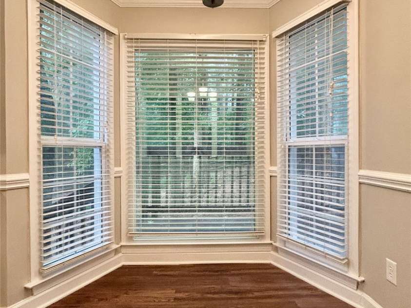 7401 Kinsmore Lane, Charlotte, NC 28269.  MLS# CAR4250625, YatesRealty ID 19848. 